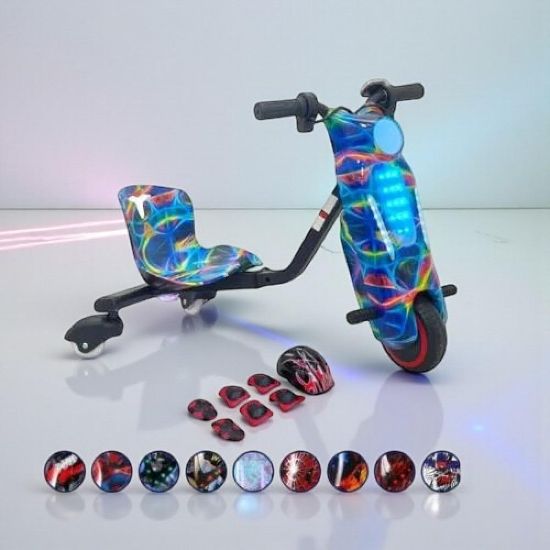 صورة سكوتر كهربائي مزخرف بتصميم مدهش وألوان زاهية